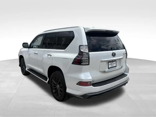 Used 2023 White Lexus 460 image 11