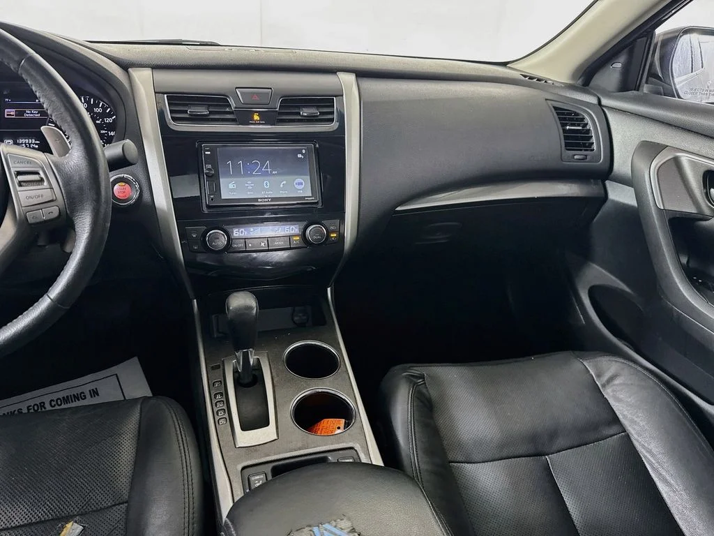 Used 2015 Blue Nissan 3.5 SL image 28