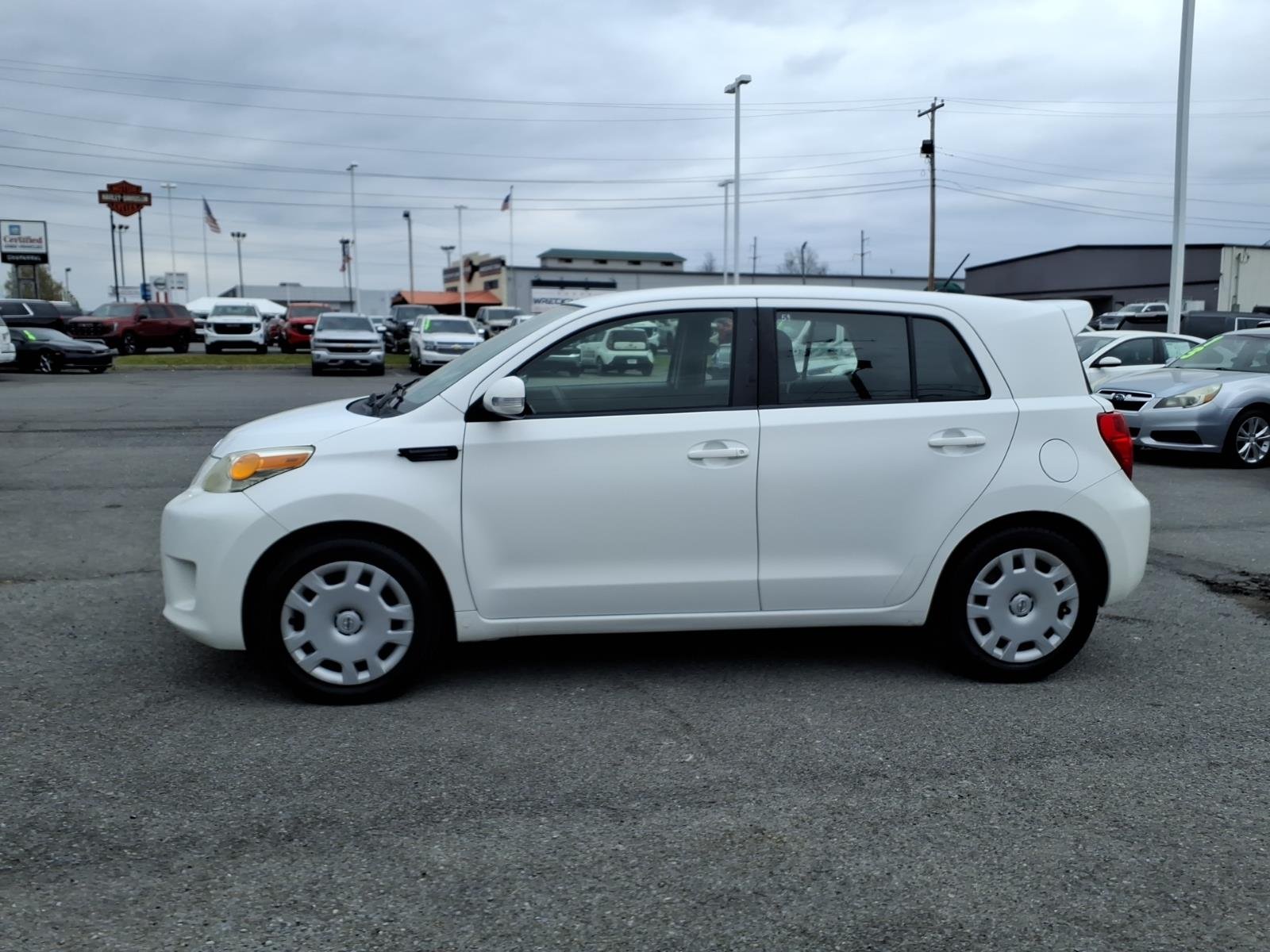Used 2008 Scion xD Base with VIN JTKKU10468J004705 for sale in Johnson City, TN