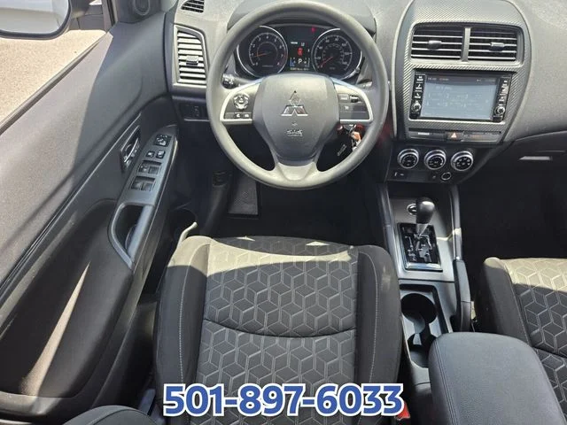 Used 2024  Mitsubishi 2.0 ES image 12