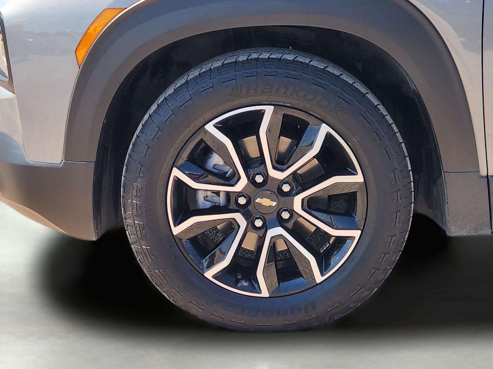 2023 Chevrolet Trailblazer photo 10 of 33