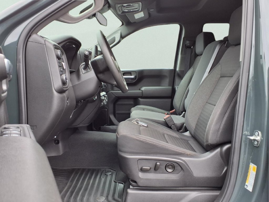 Certified Used 2025 Cypress Gray Chevrolet Custom Trail Boss image 17