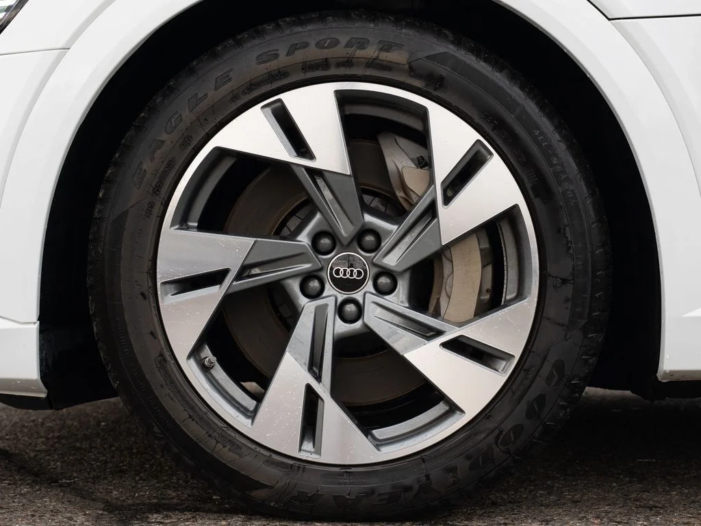 Used 2022 White Audi Premium image 12