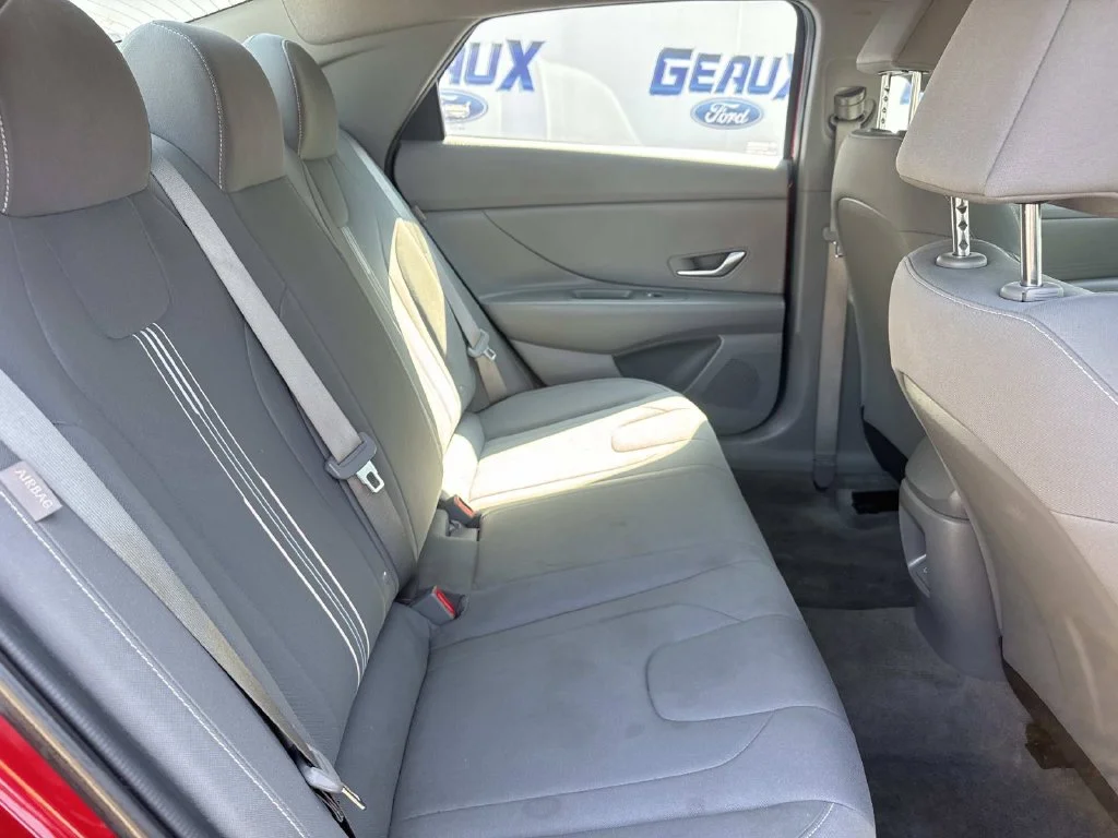Used 2024 Red Hyundai SEL image 17