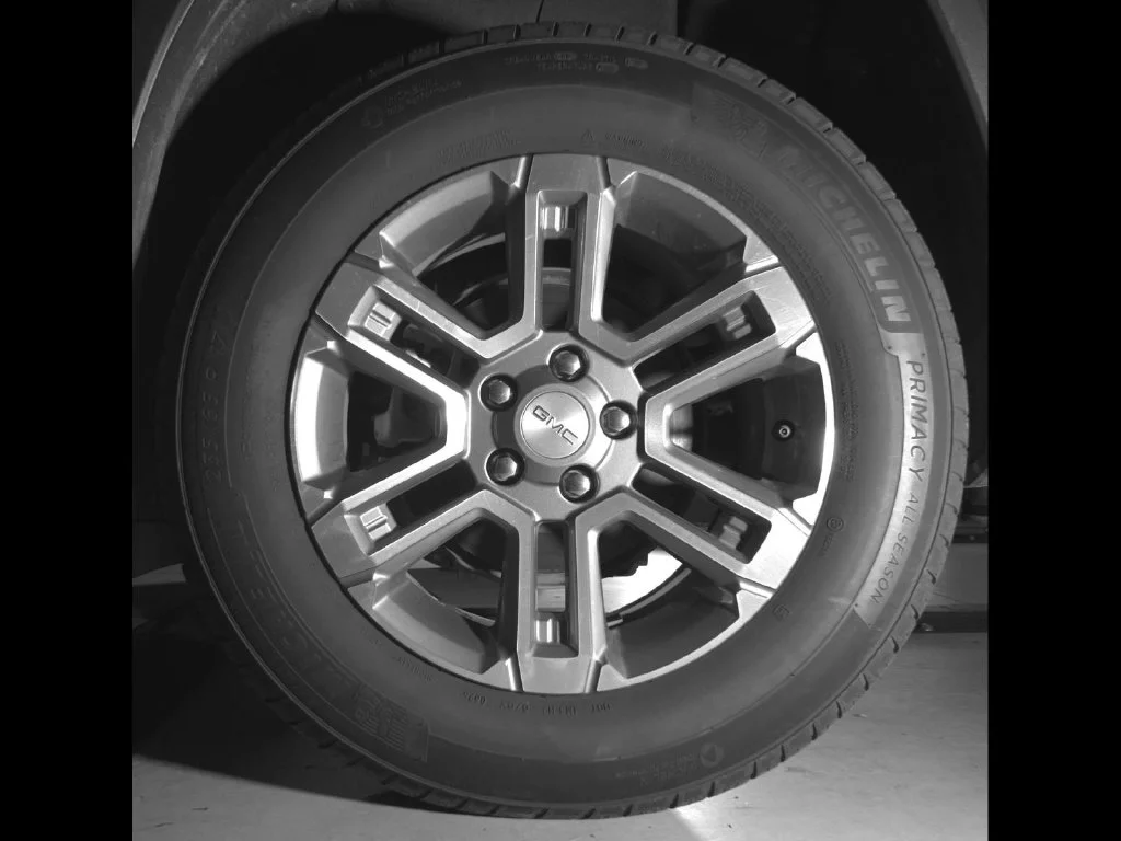 Certified Used 2025 Silver GMC Elevation image 15