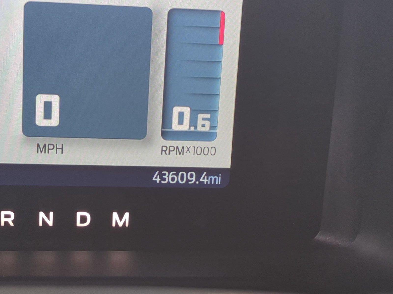 Used 2023 Azure Gray Metallic Tri-Coat Ford Outer Banks image 22