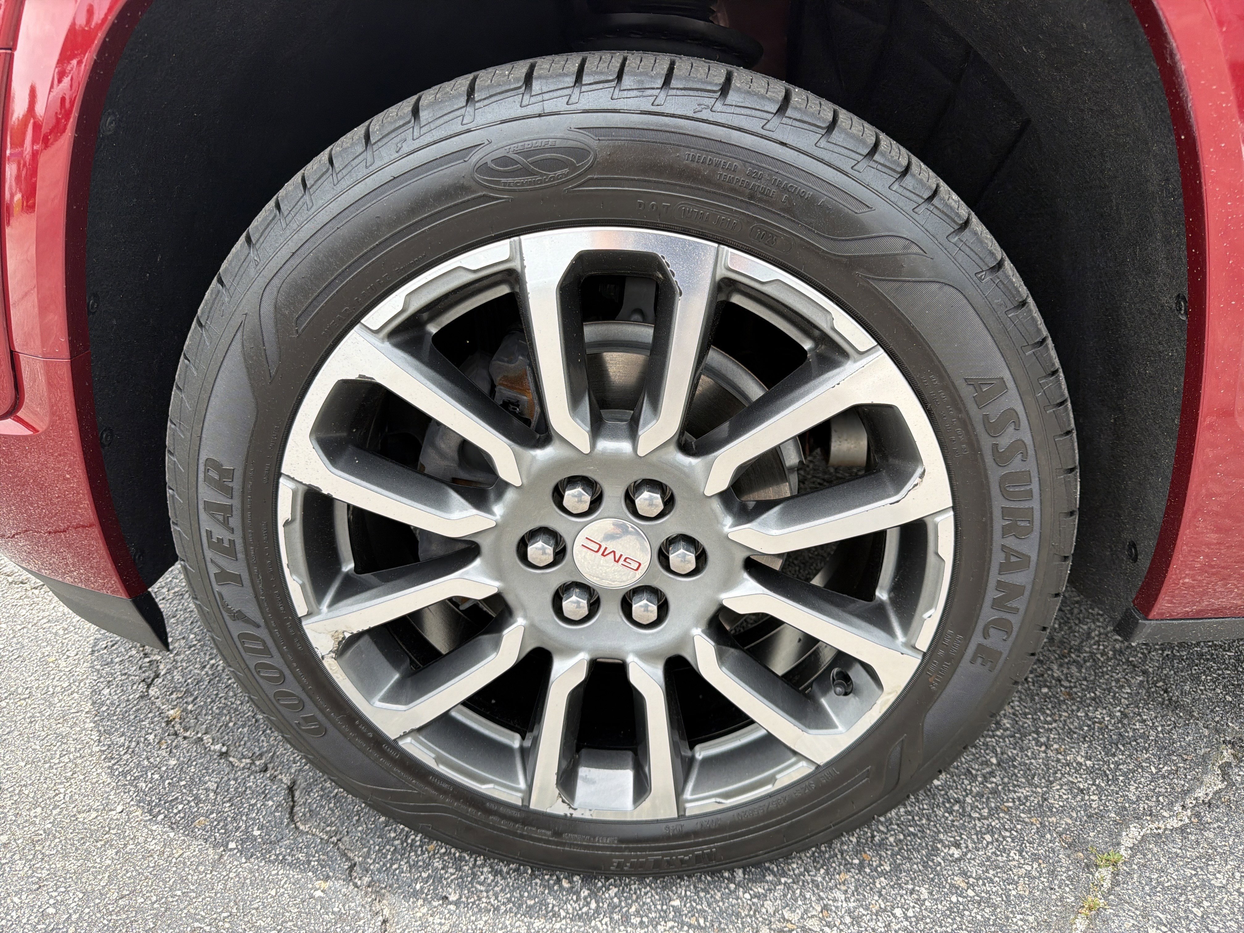 2022 GMC Acadia Denali - Photo 11