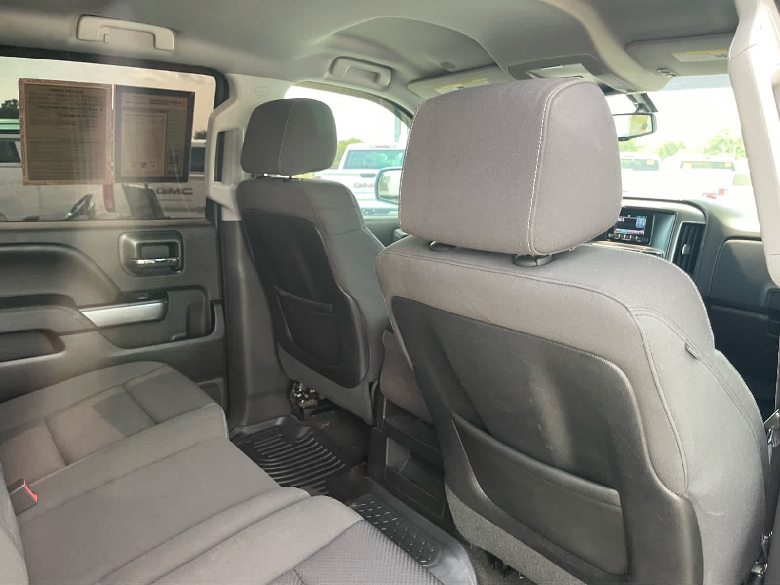 Used 2015 SUMMIT WHITE Chevrolet LT image 26