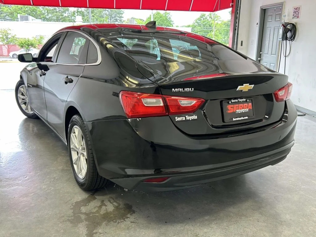 Used 2022 Black Chevrolet LS image 5