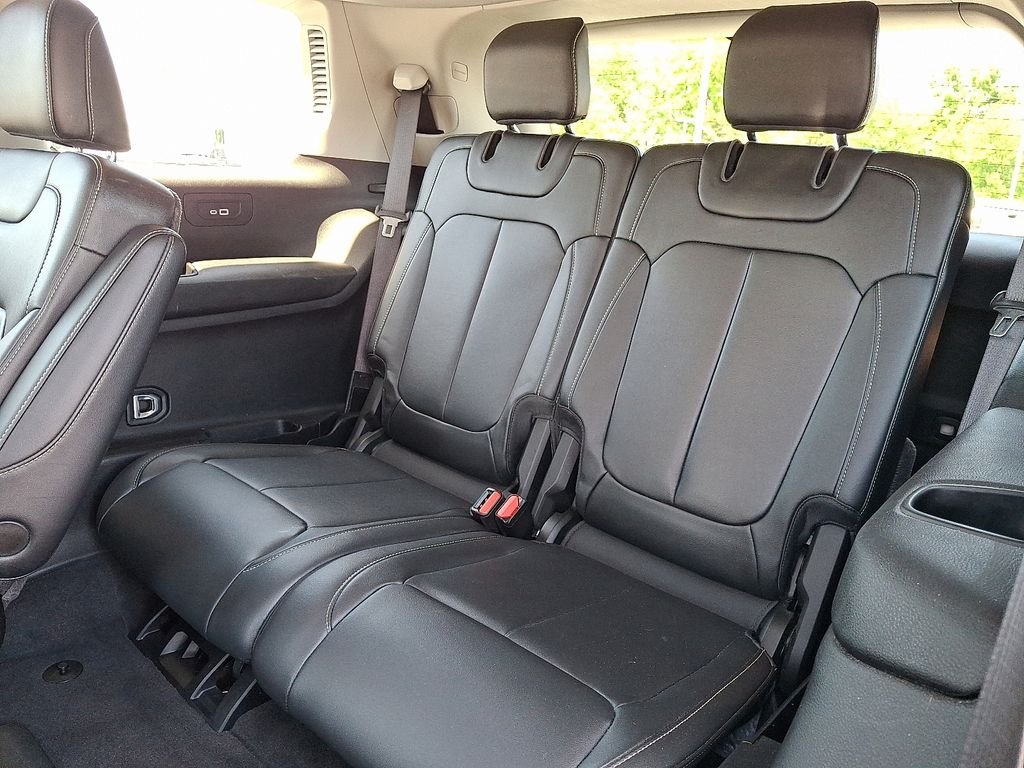 Used 2021 Gray Jeep Limited image 12