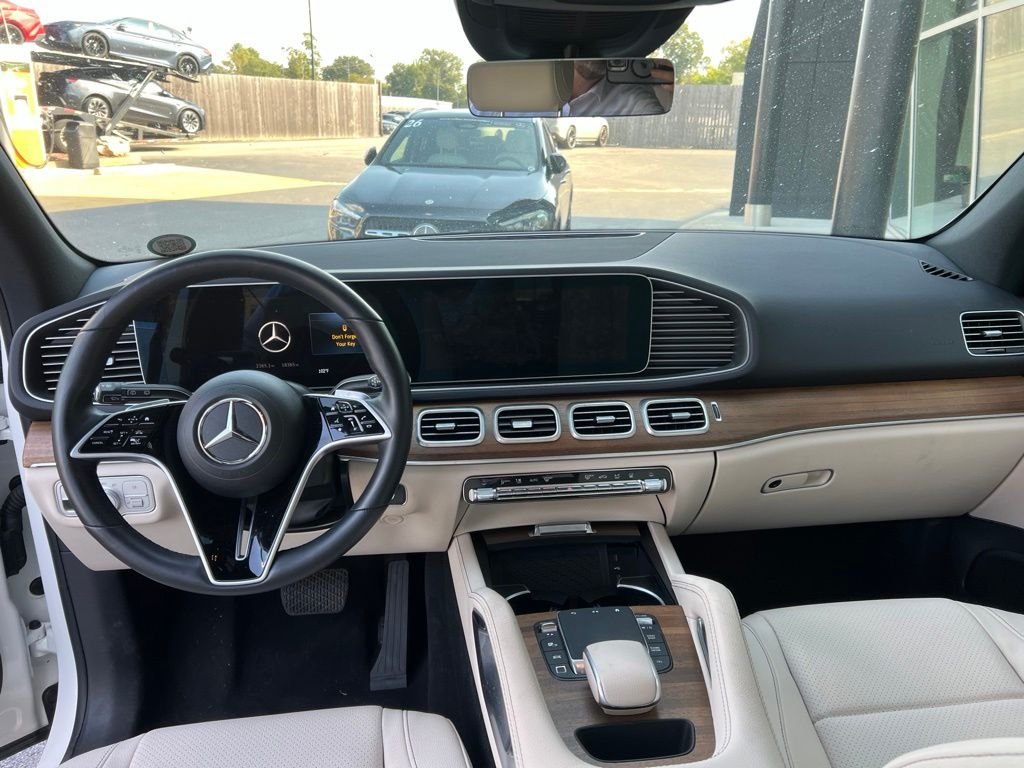 Certified Used 2025 White Mercedes-Benz GLE 450e image 7