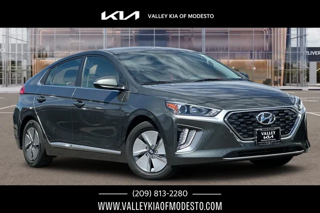 Pre-Owned 2022 Hyundai Ioniq Hybrid SE