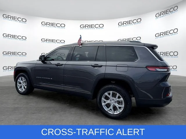 Used 2023 Gray Jeep Limited image 5