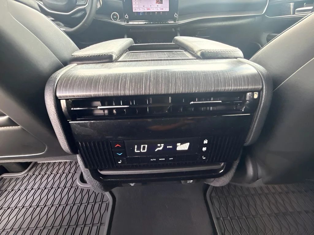 Used 2024 Black Jeep Series III image 13