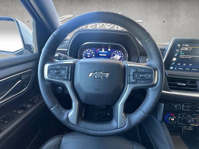 Used 2022 Summit White Chevrolet Z71 image 21