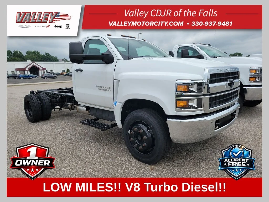 Used 2023 White Chevrolet Work Truck image 1