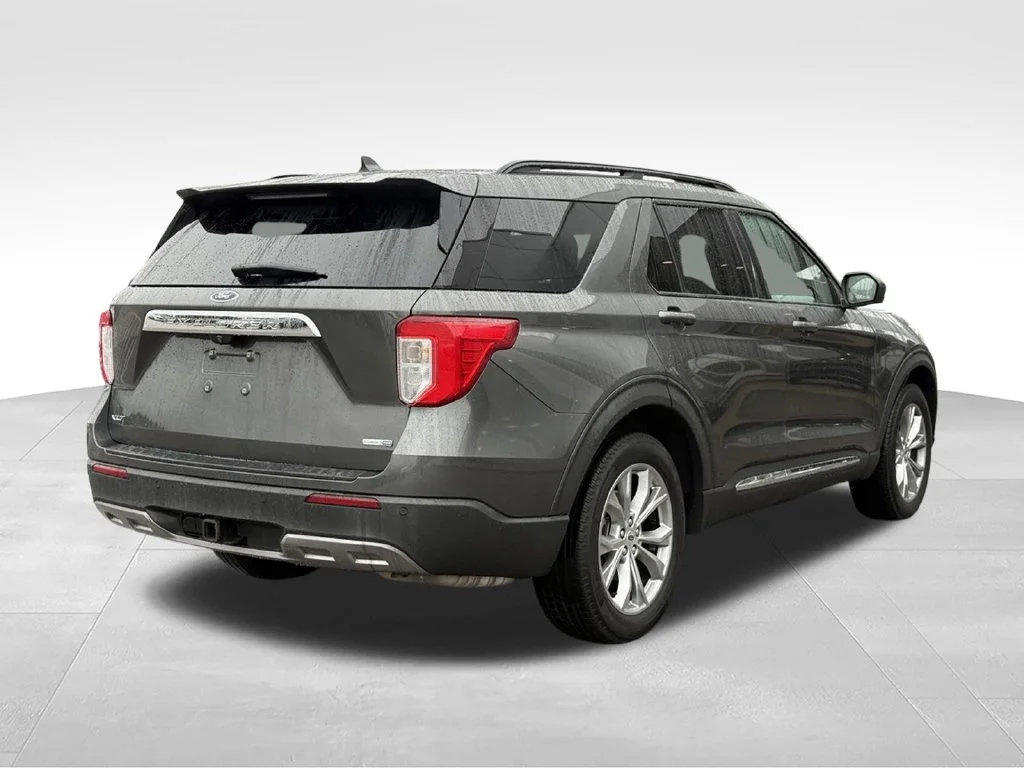 Used 2020 Gray Ford XLT image 27