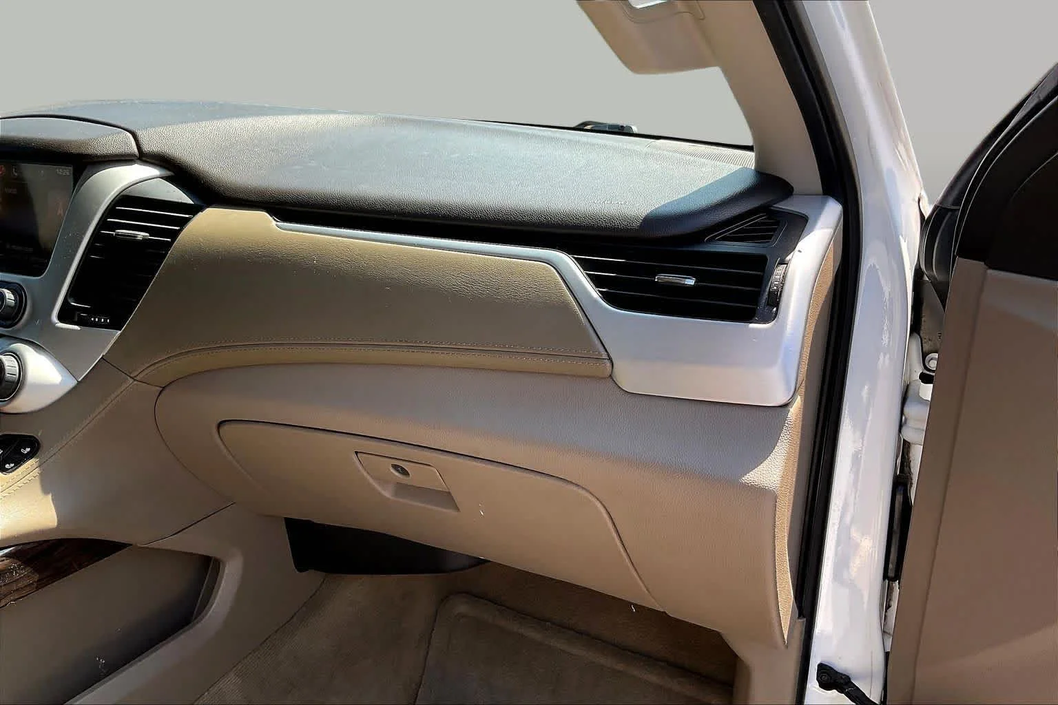 Used 2015 Summit White GMC SLT image 19