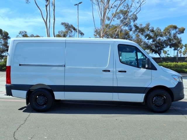 New 2026 White Mercedes-Benz Cargo 144 WB image 22