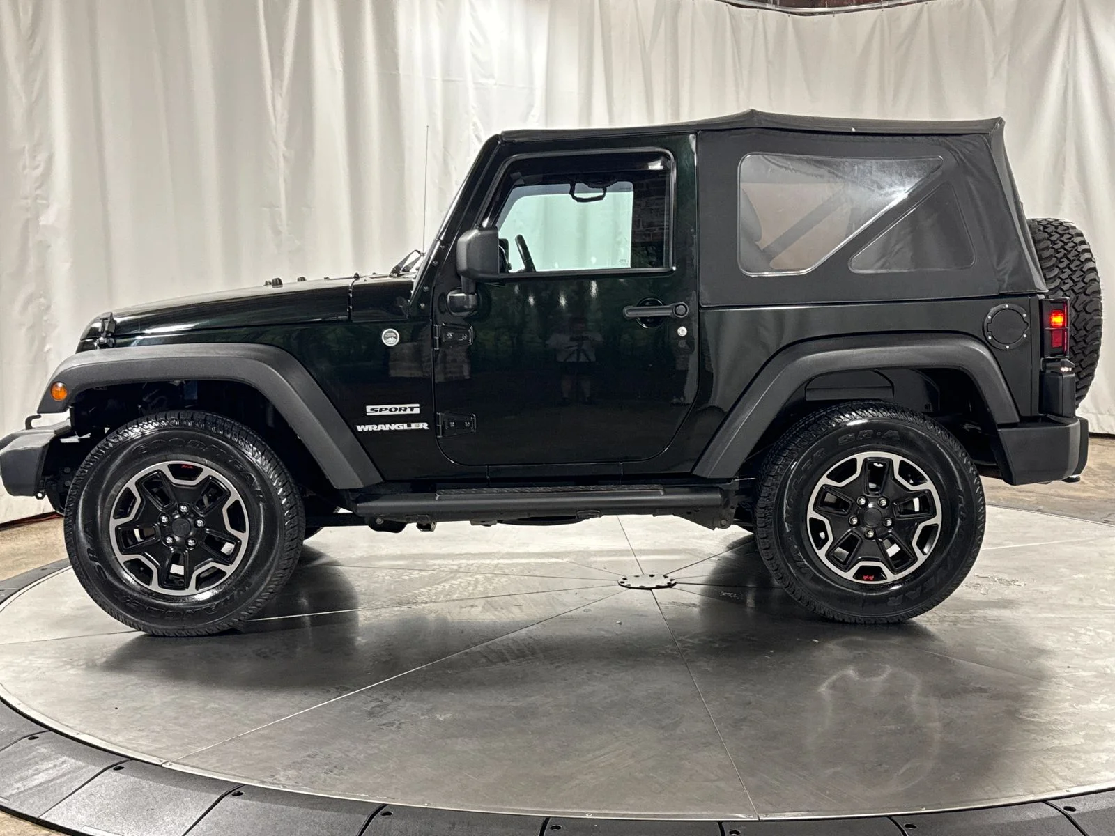 Used 2012 Black / Forest Green Jeep Sport image 8