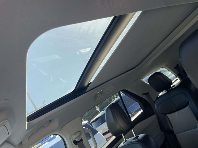 2024 Ford Explorer XLT - Photo 19