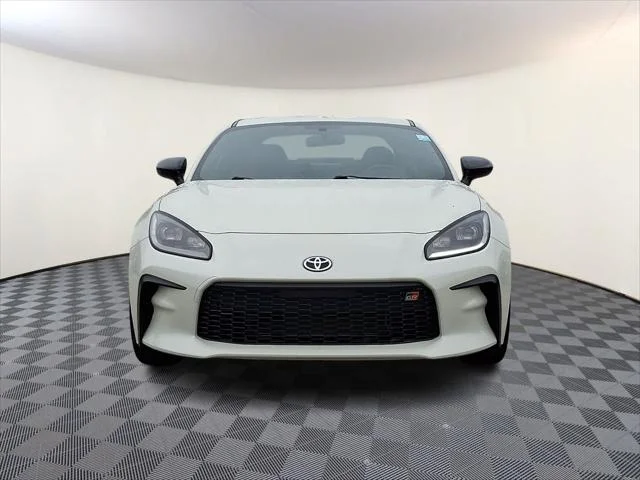 Certified Used 2024 HALO Toyota  image 3