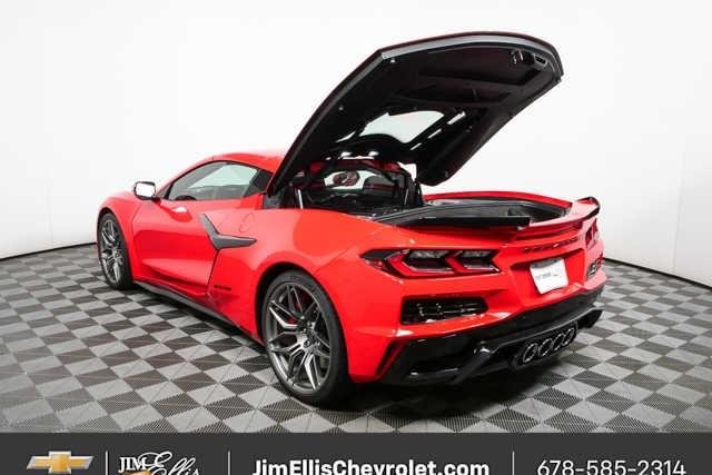 New 2026 Torch Red Chevrolet 1LZ image 28