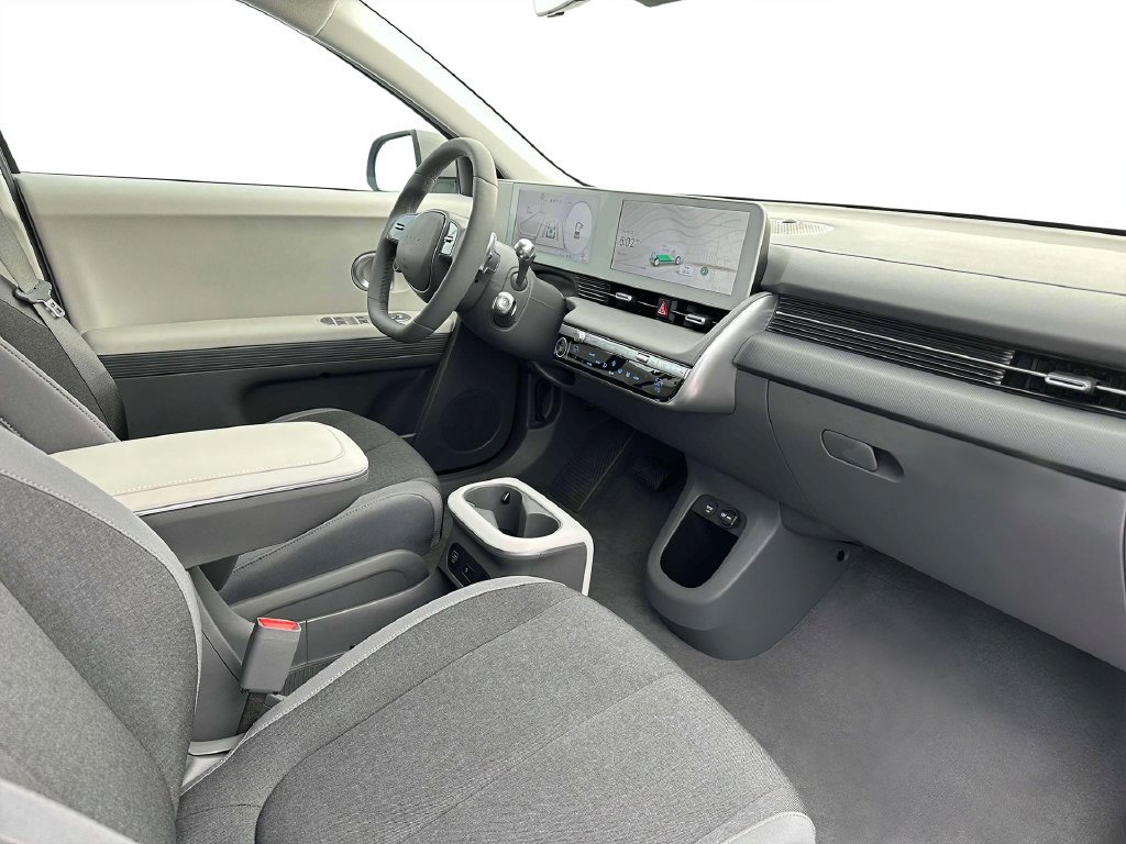 Certified Used 2024 White Hyundai SEL image 17