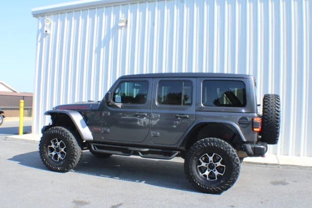Used 2020 Granite Crystal Metallic Clearcoat Jeep Rubicon image 3