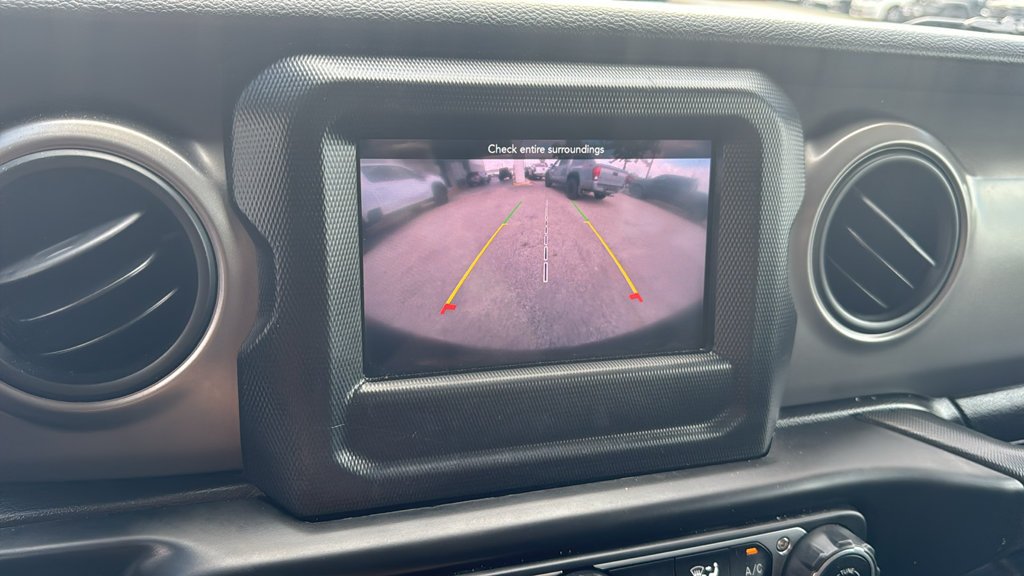 Used 2022 Gray Jeep Sport S image 29