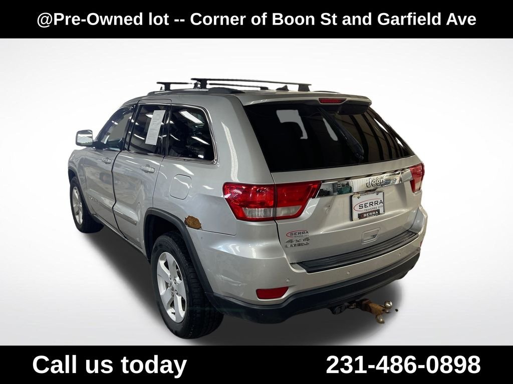 Used 2012 Silver Jeep Laredo image 3