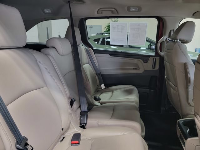 Used 2022 Red Honda Touring image 14