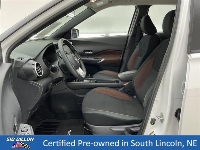 Certified Used 2024 Aspen White Tricoat Nissan SR image 17