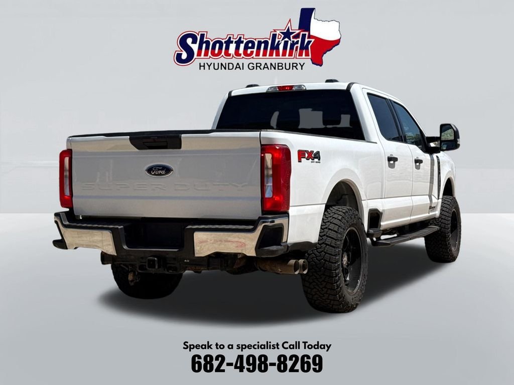 Used 2025 White Ford XLT image 6