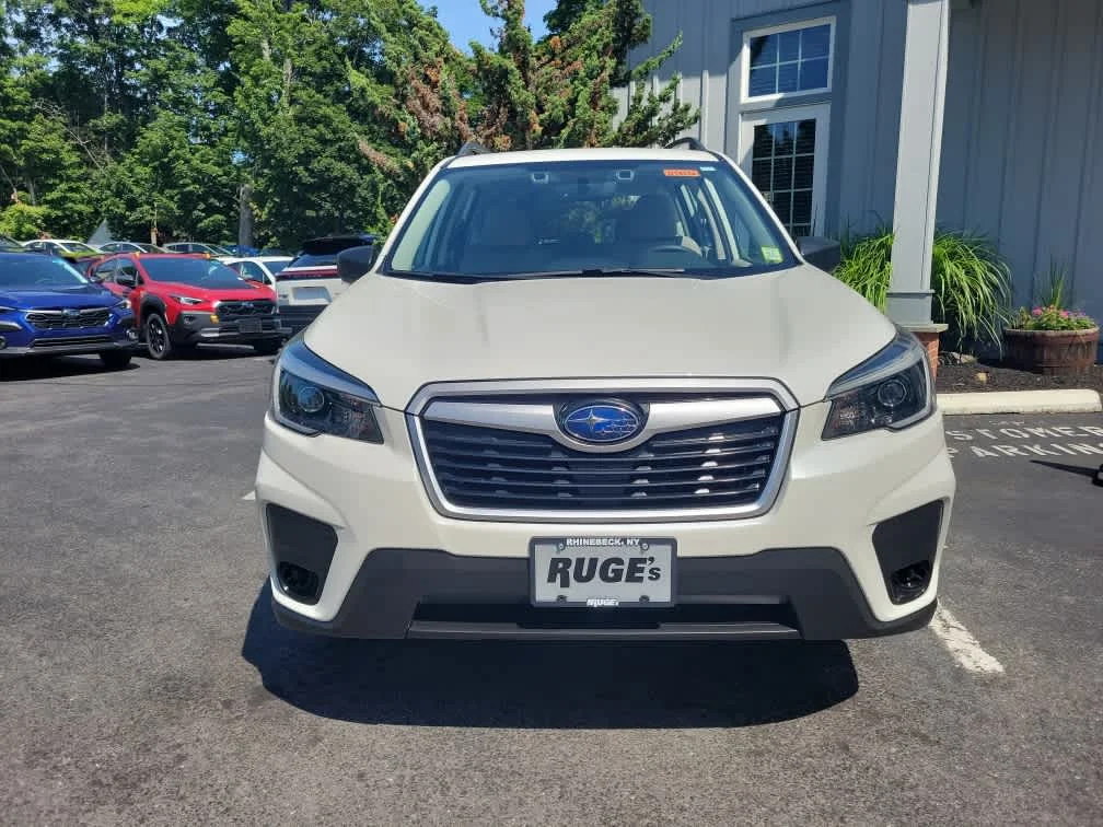 Used 2021 Crystal White Pearl Subaru  image 8