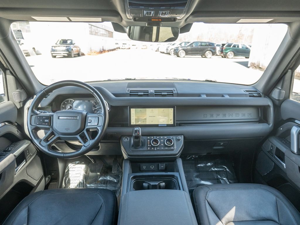 2023 Land Rover Defender X-Dynamic SE - Photo 18