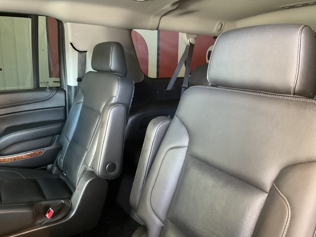 Used 2020 Gray Chevrolet Premier image 32