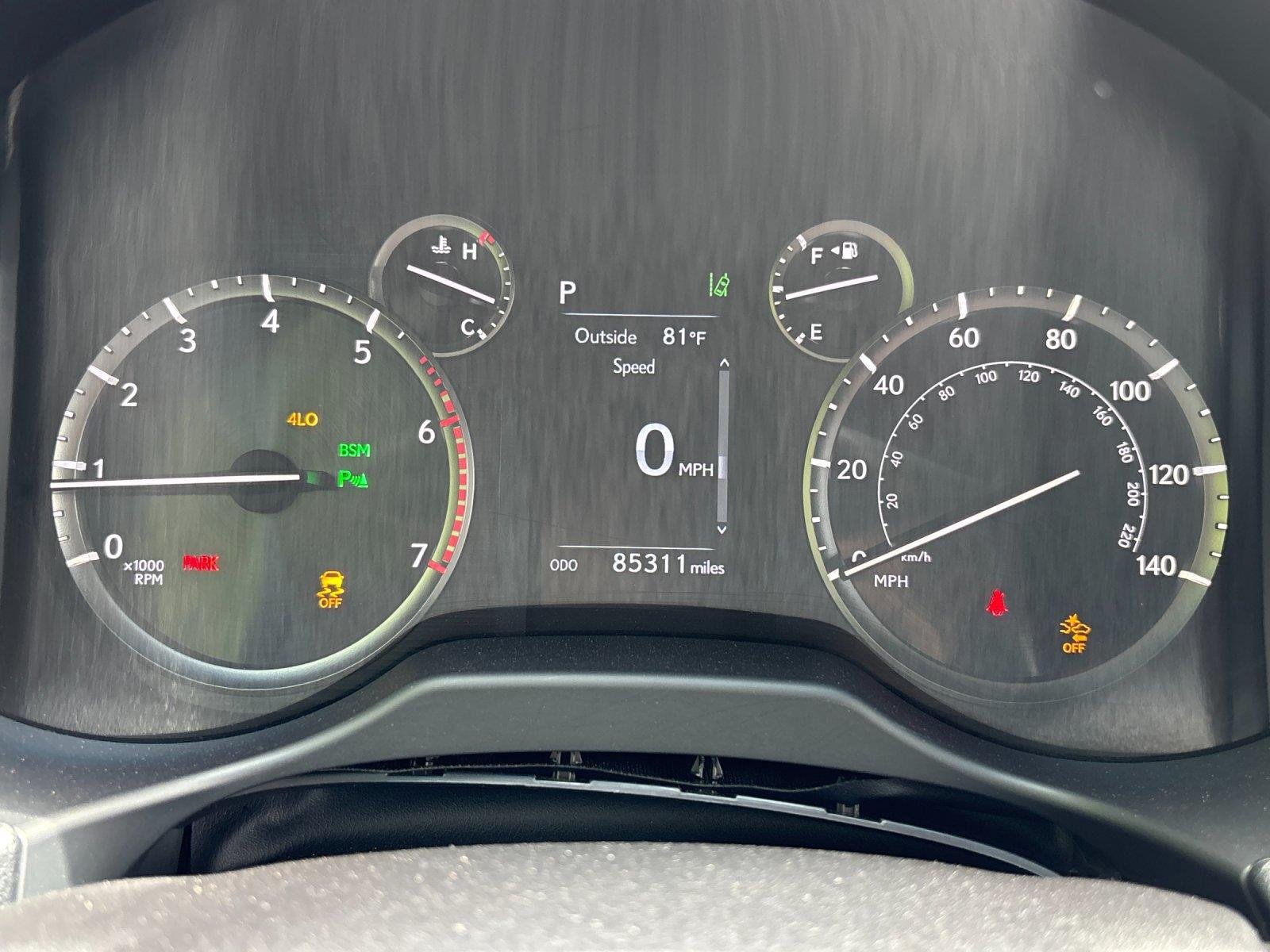 Used 2021 Atomic Silver Lexus GX 460 Premium image 21