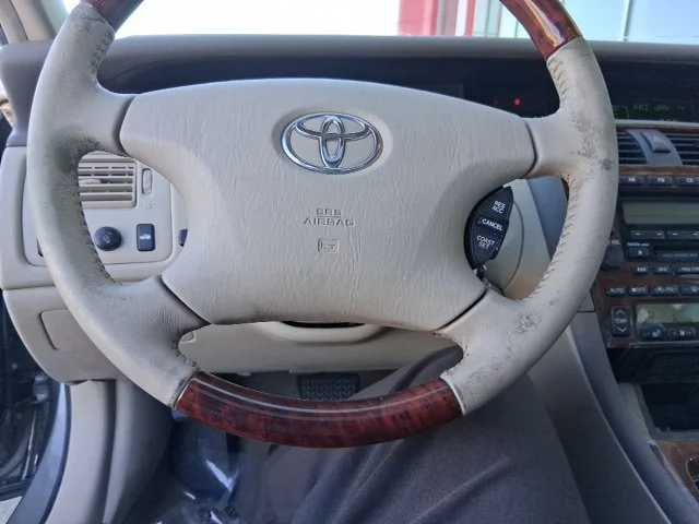 Used 2003  Toyota XLS image 13