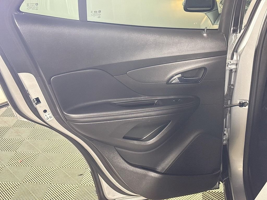 Used 2019 Silver Buick Preferred image 18