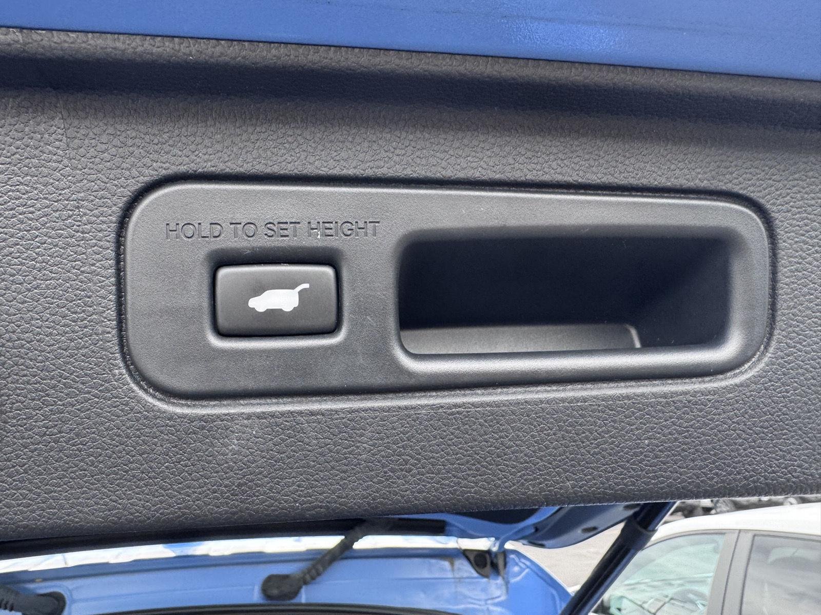 Used 2025 Diffused Sky Blue Pearl Honda TrailSport image 8