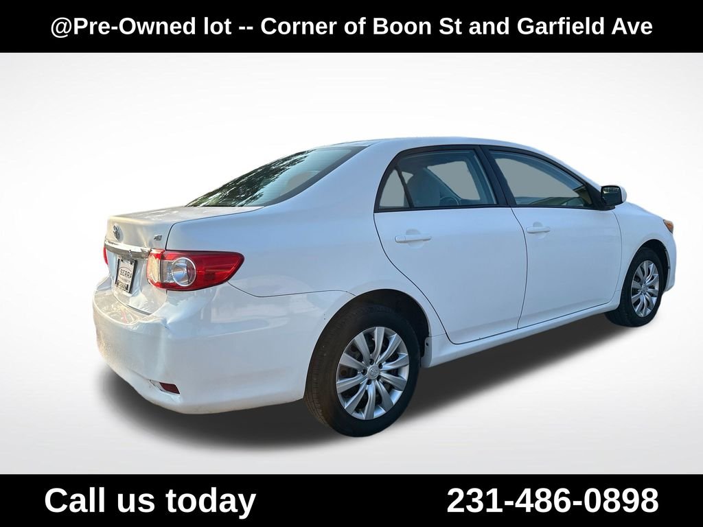 Used 2012 White Toyota LE image 5