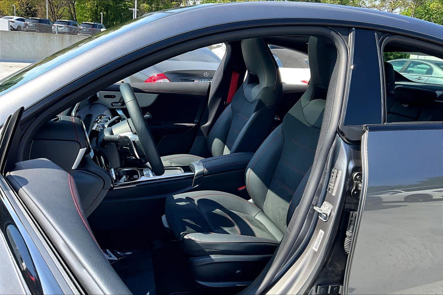 2025 Mercedes-Benz CLA AMG CLA35 - Photo 8