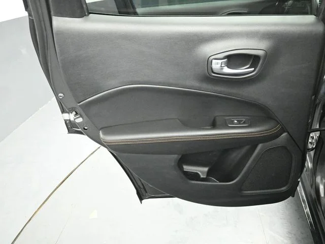 Used 2020 Granite Crystal Clearcoat Metallic Jeep Limited image 23