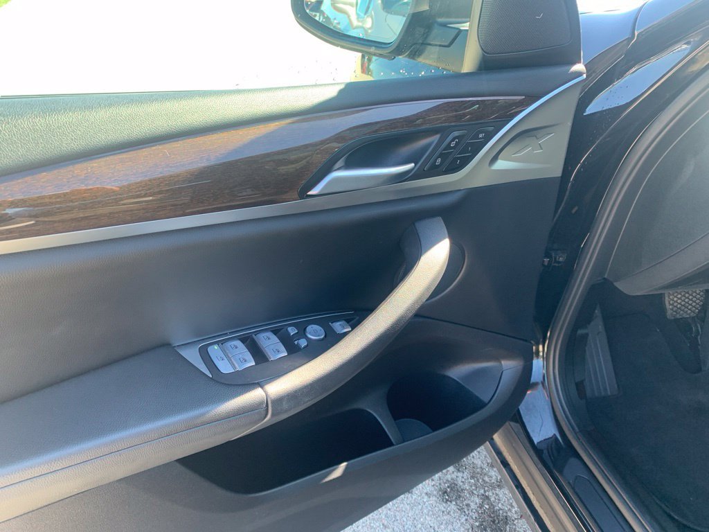 Used 2023 Black BMW xDrive30i image 12