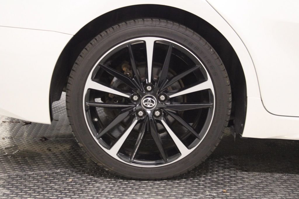 2018 Toyota Camry XSE - Photo 19