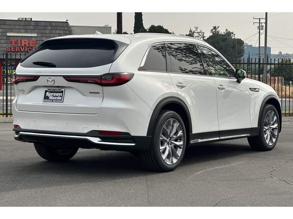 New 2026 Rhodium White Premium Mazda 3.3 Turbo Premium Plus AWD image 4