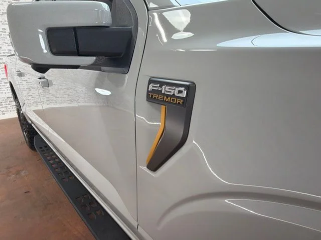 Used 2023 White Ford Tremor image 11