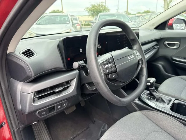 Used 2025 Red Kia LXS image 23