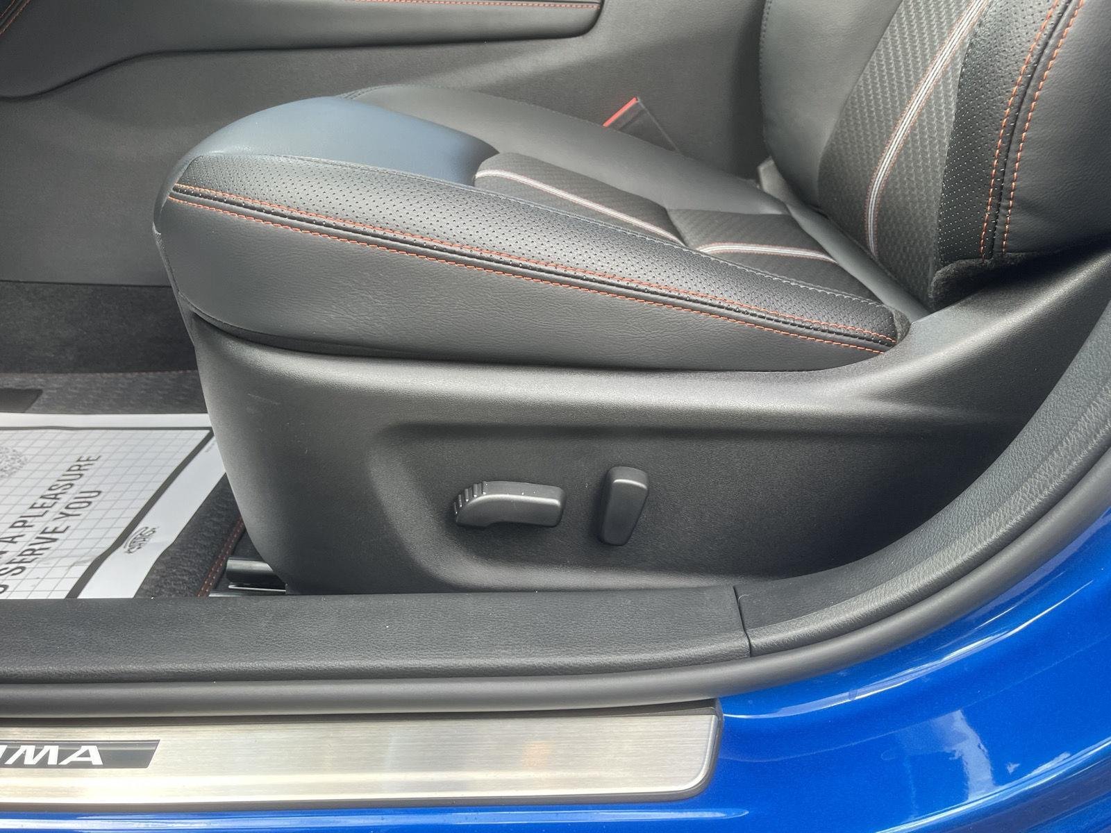 Used 2025 Bluestone Pearl Nissan SR image 24